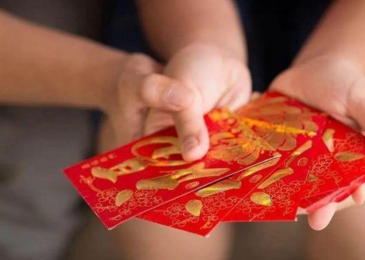 关切员工父母，为员工父母设置关切金造度